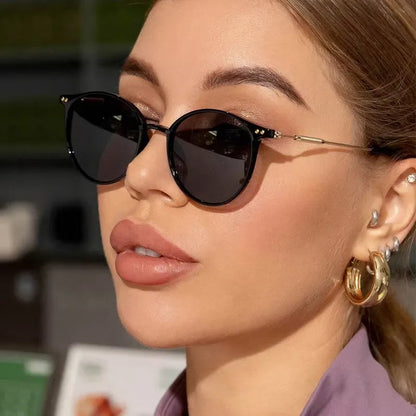 Chic Retro Round Sunglasses