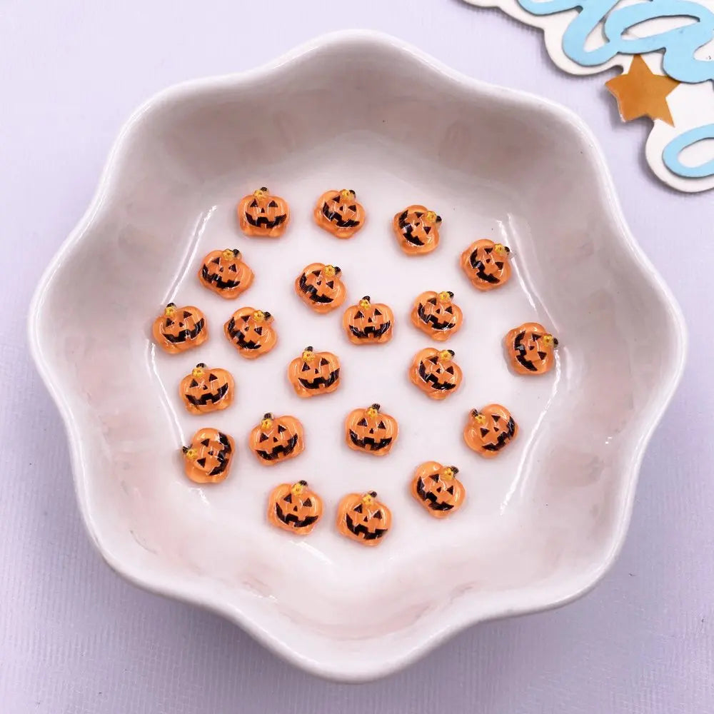 100pcs Resin Mini Colorful Cartoon Skull Pumpkin Bandage Love Flat back Rhinestone Nail Art Halloween Decor DIY Scrapbook Crafts