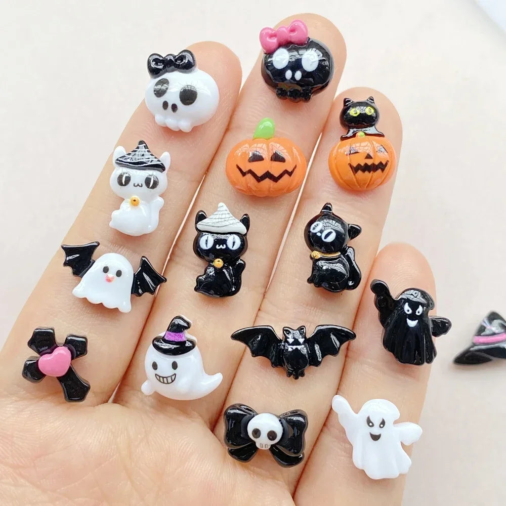 20pcs Resin Mini Colorful Painted Bat Pumpkin Skull Ghost Cat Figurines Flat back Scrapbook DIY Halloween Decor Nail Art Crafts