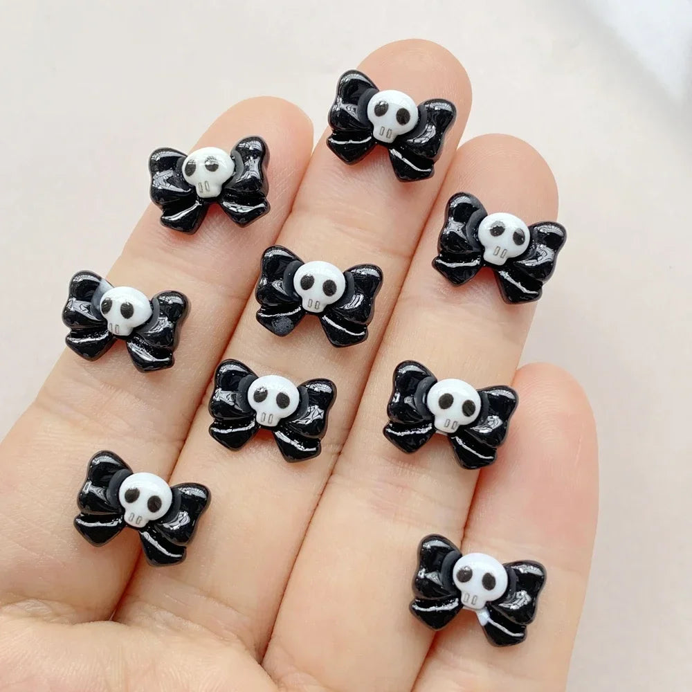 20pcs Resin Mini Colorful Painted Bat Pumpkin Skull Ghost Cat Figurines Flat back Scrapbook DIY Halloween Decor Nail Art Crafts